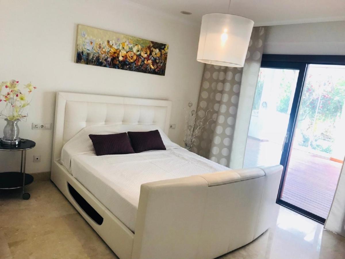 Lomas Del Rey Apartamento